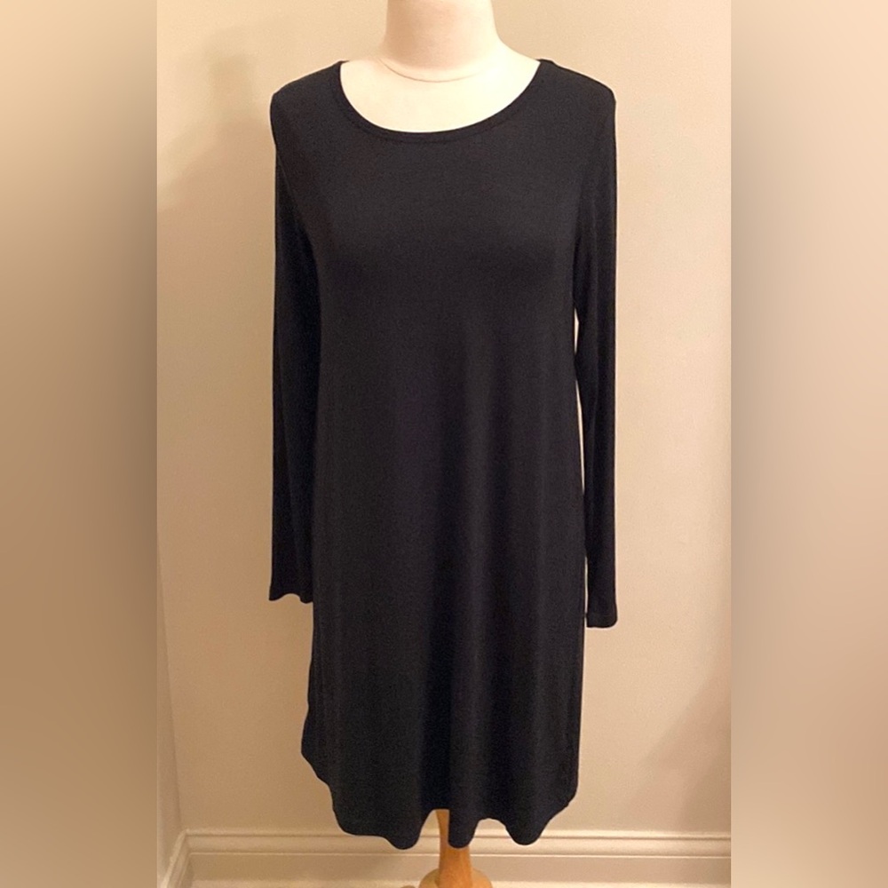 Gap Black Solid SZ S Capsule Wardrobe Minimalist Smart Casual Chic Swing Dress
